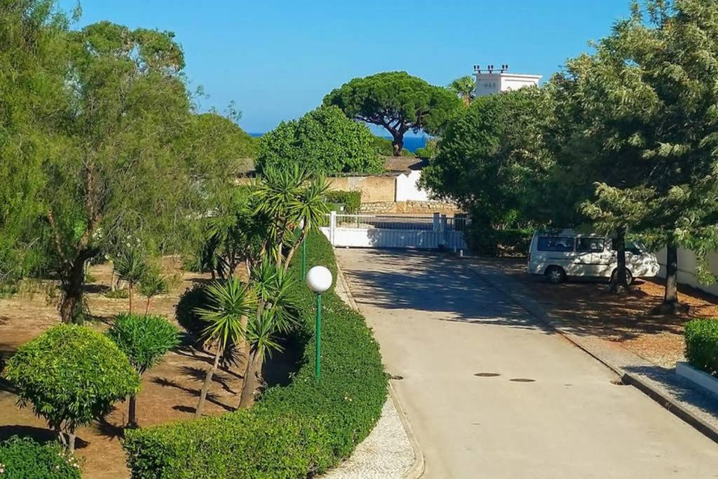 Praia Eulalia With Pool And 5 Minutes From The Beach Albufeira Exterior photo