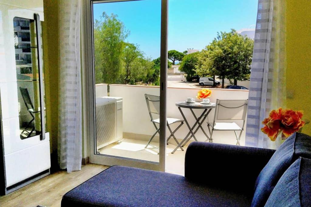 Praia Eulalia With Pool And 5 Minutes From The Beach Albufeira Exterior photo