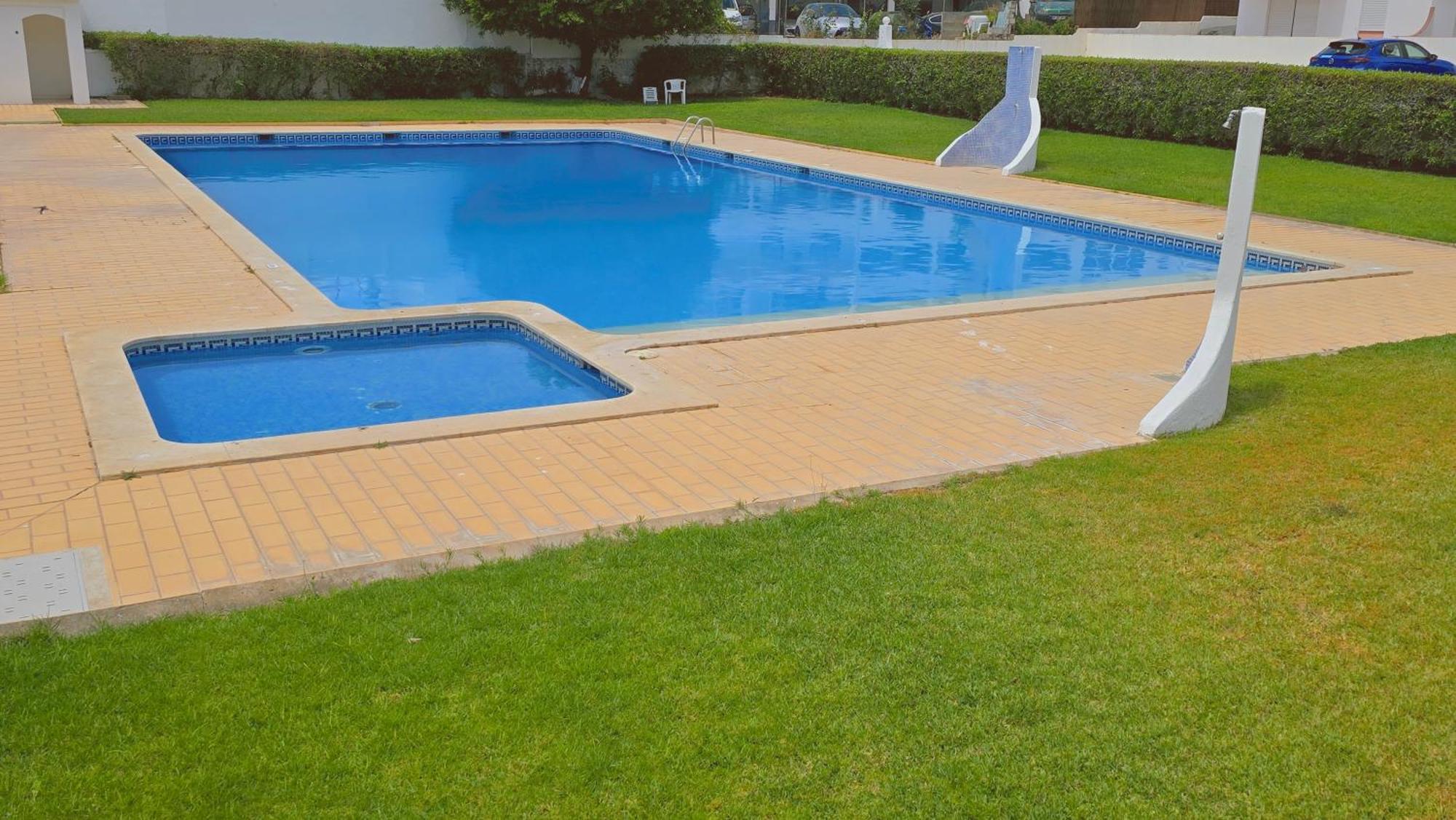 Praia Eulalia With Pool And 5 Minutes From The Beach Albufeira Exterior photo